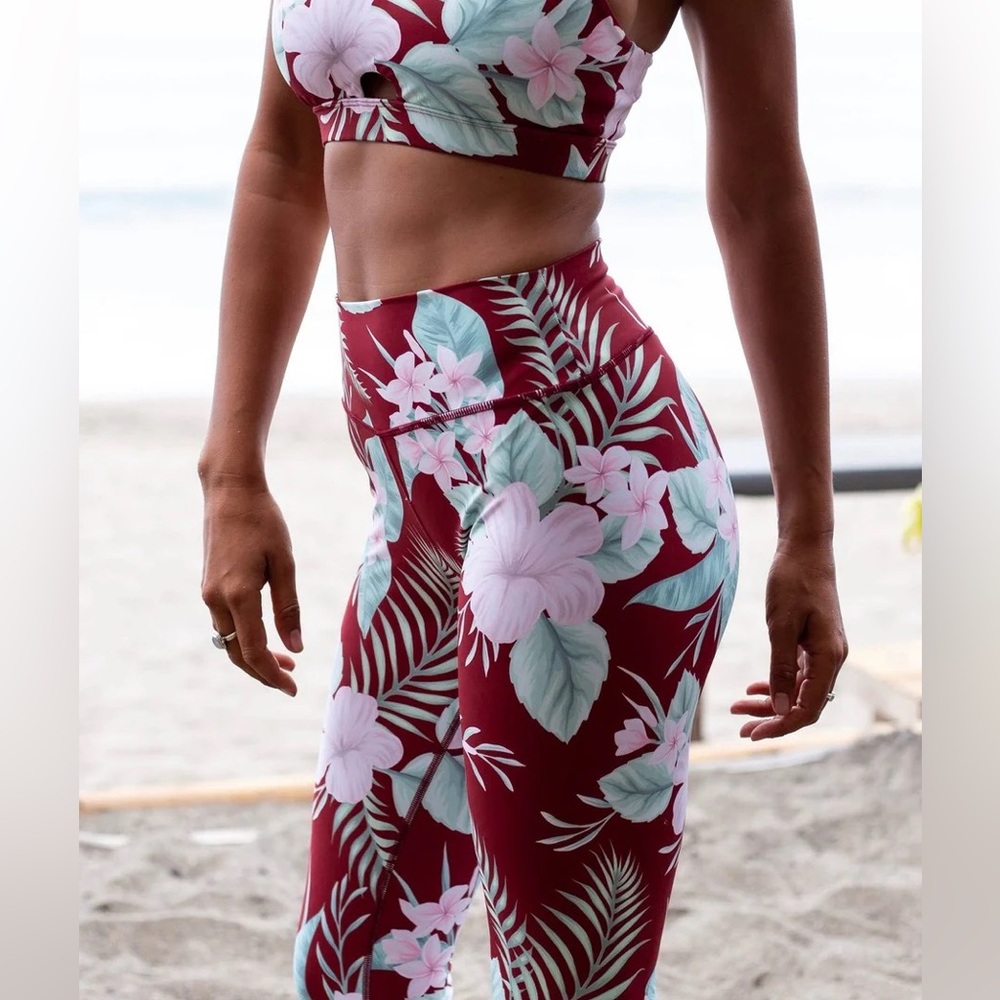 KAVALA Waimea Legging 🌺